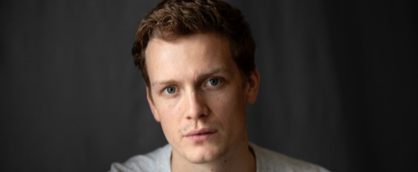 Martijn Lakemeier is Shooting Star in Berlijn