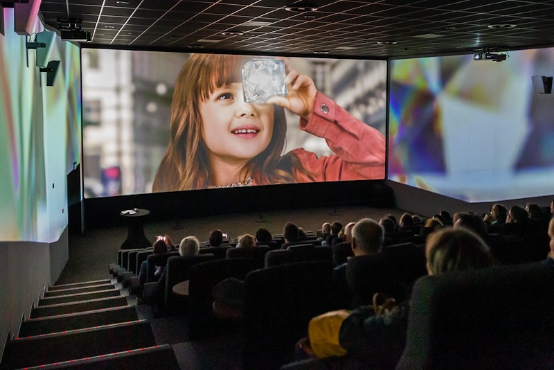Kinepolis Enschede opent ScreenX-zaal