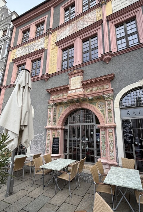 Oude Apotheek in Gorlitz foto Jeroen Huijsdens