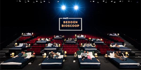 Pop-up beddenbioscoop in Amsterdam