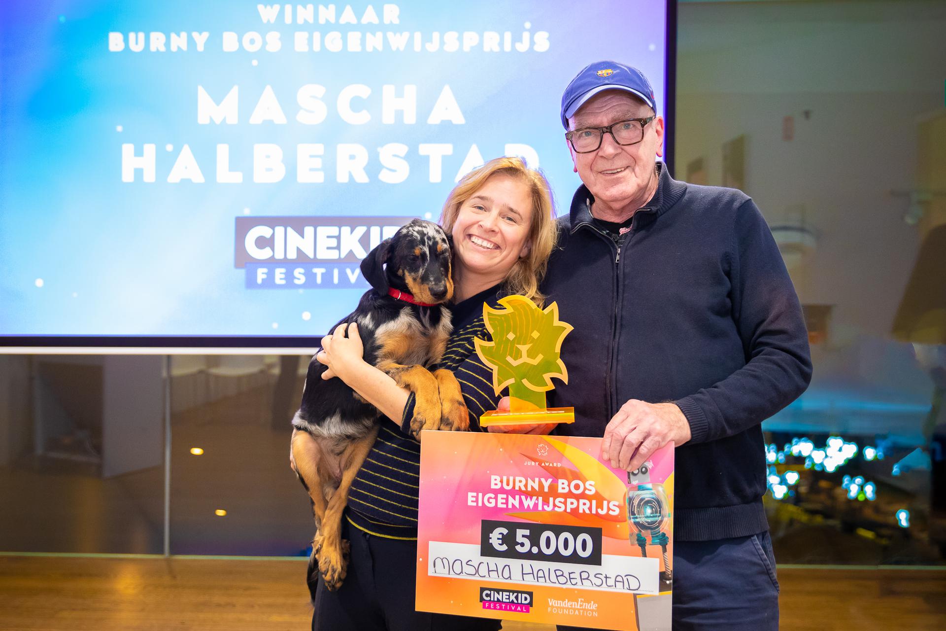 Eerste Burny Bos Eigenwijsprijs uitgereikt